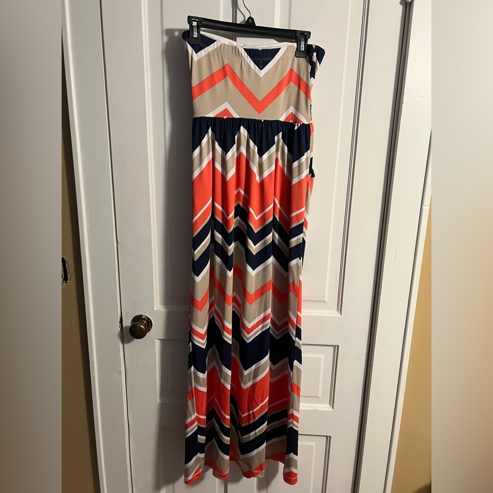 Chevron Strapless Maxi Dress - Size Medium
